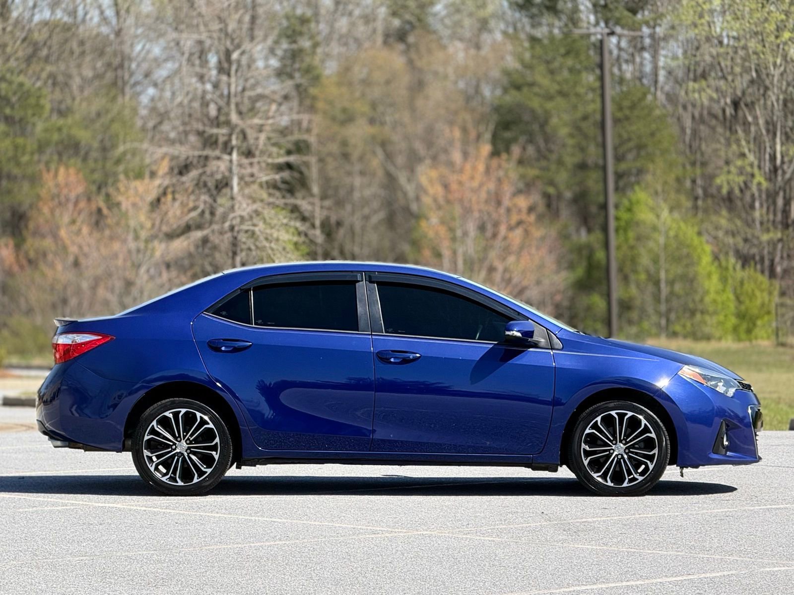 Used 2015 Toyota Corolla S image 11