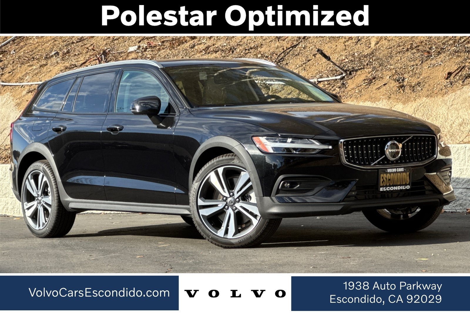 New 2025 Volvo V60 B5 Cross Country Plus w/ Protection Package Premier