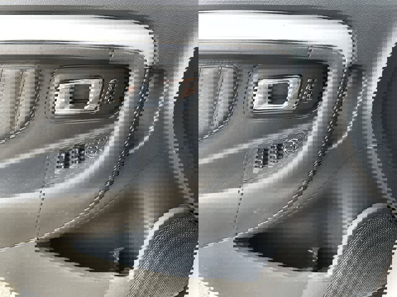 Used 2014 Ford Taurus SEL w/ Equipment Group 201A image 29