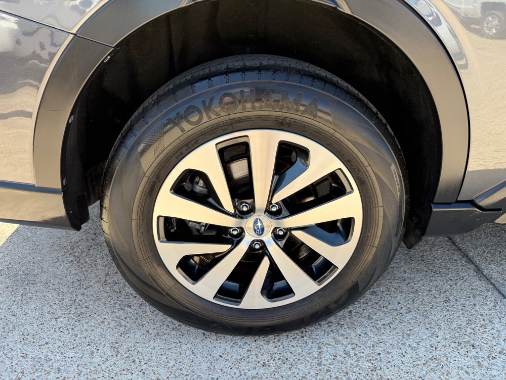 Used 2021 Subaru Outback Premium AWD/4WD image 15