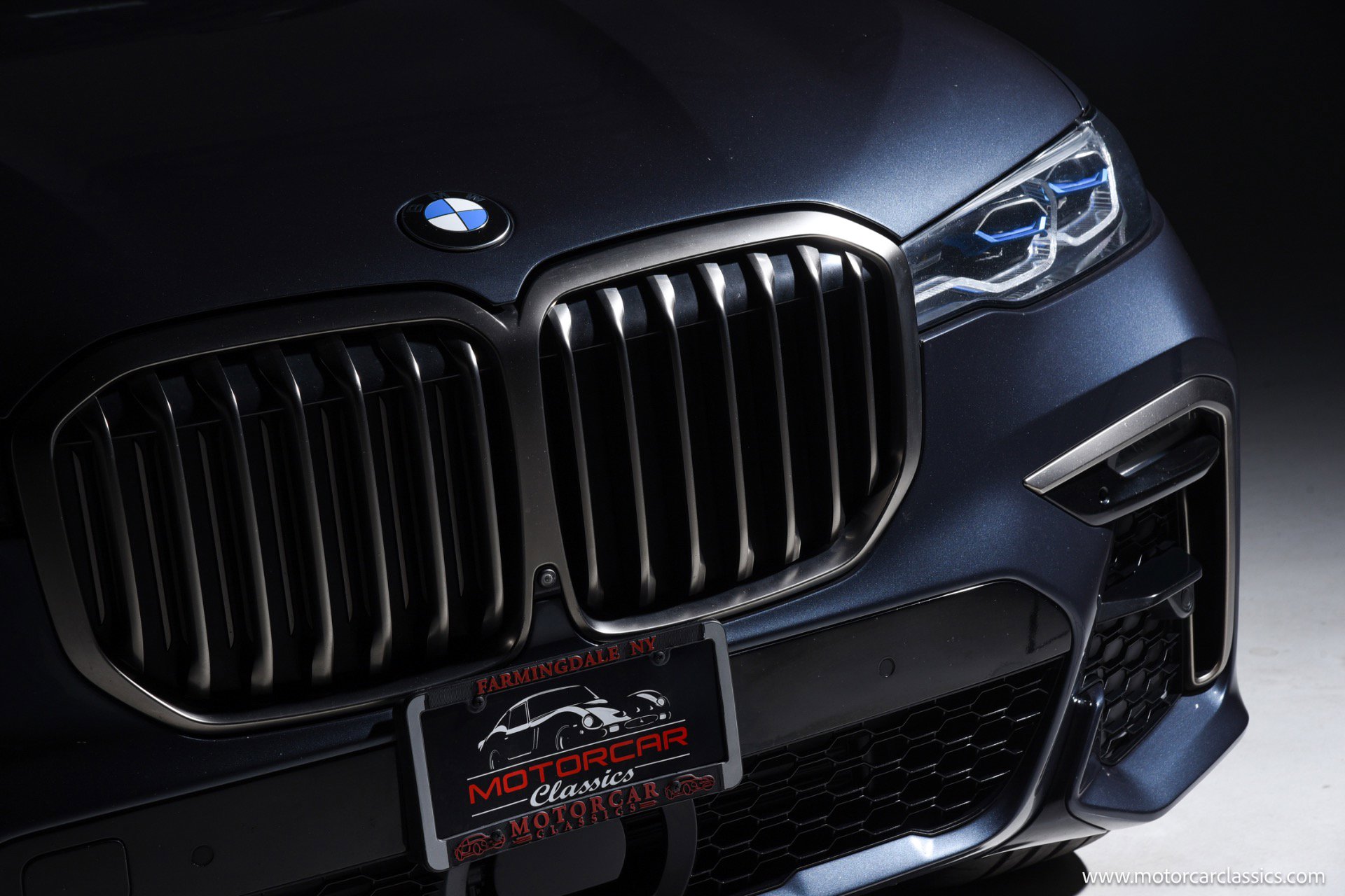 Used 2021 BMW X7 M50i image 17