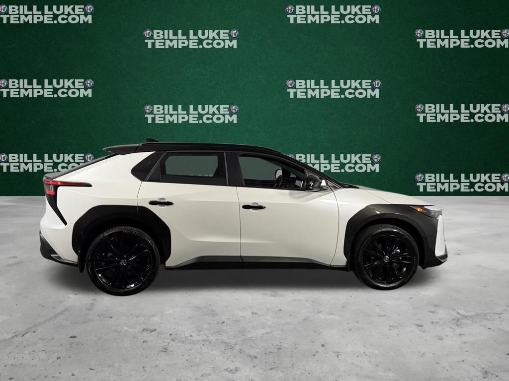 Used 2025 Toyota bZ4X AWD image 5