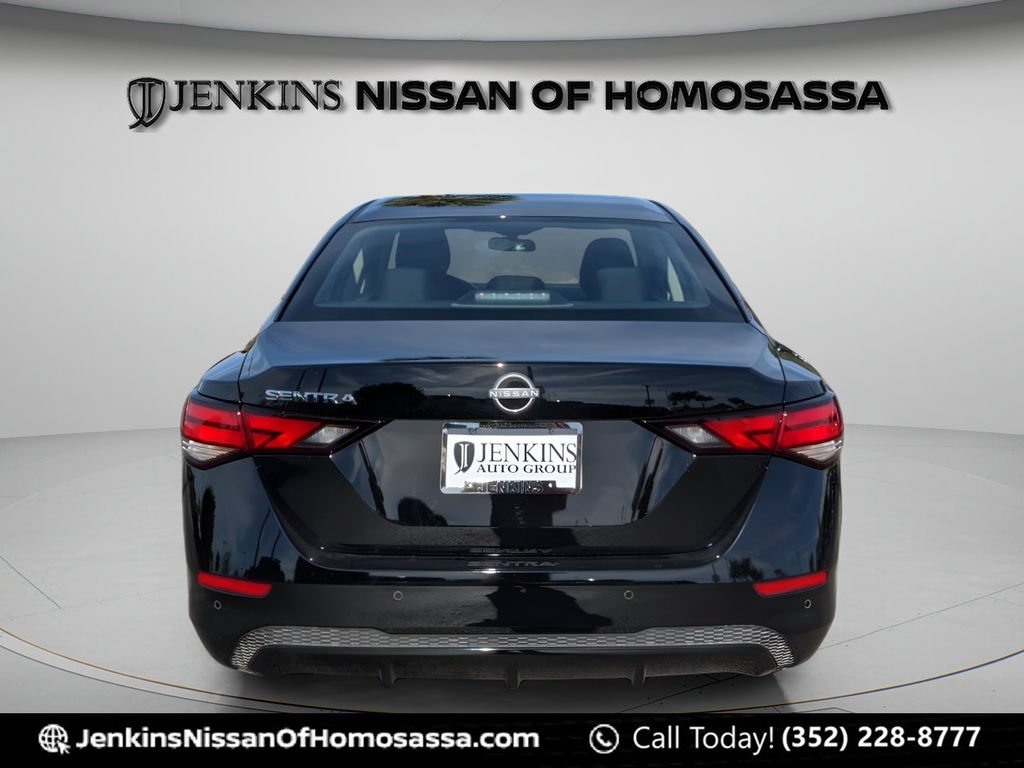 Certified 2025 Nissan Sentra S FWD image 5
