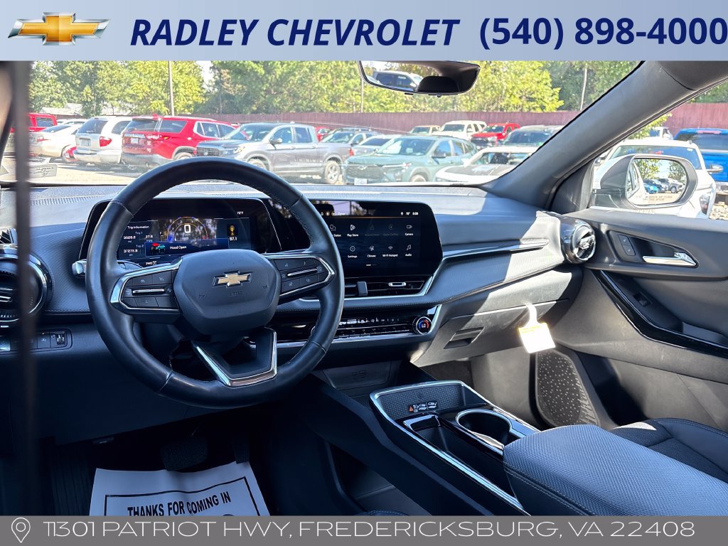 Used 2025 Chevrolet Equinox LT w/ Convenience Package II AWD/4WD image 13