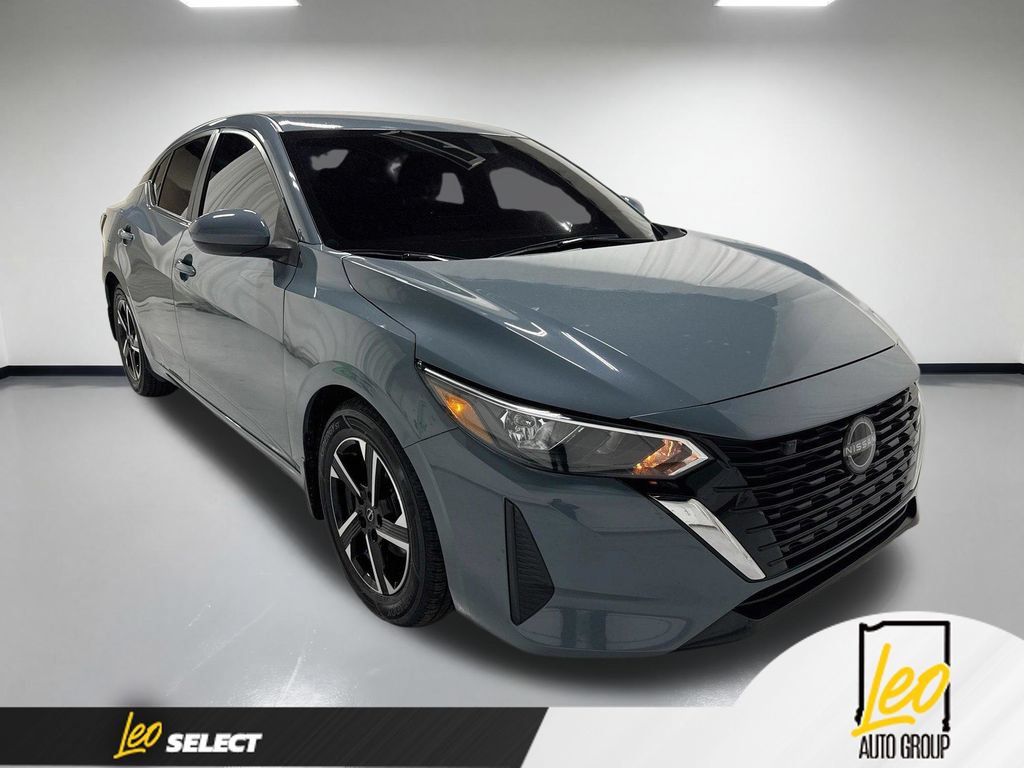 Used 2025 Nissan Sentra SV FWD image 5