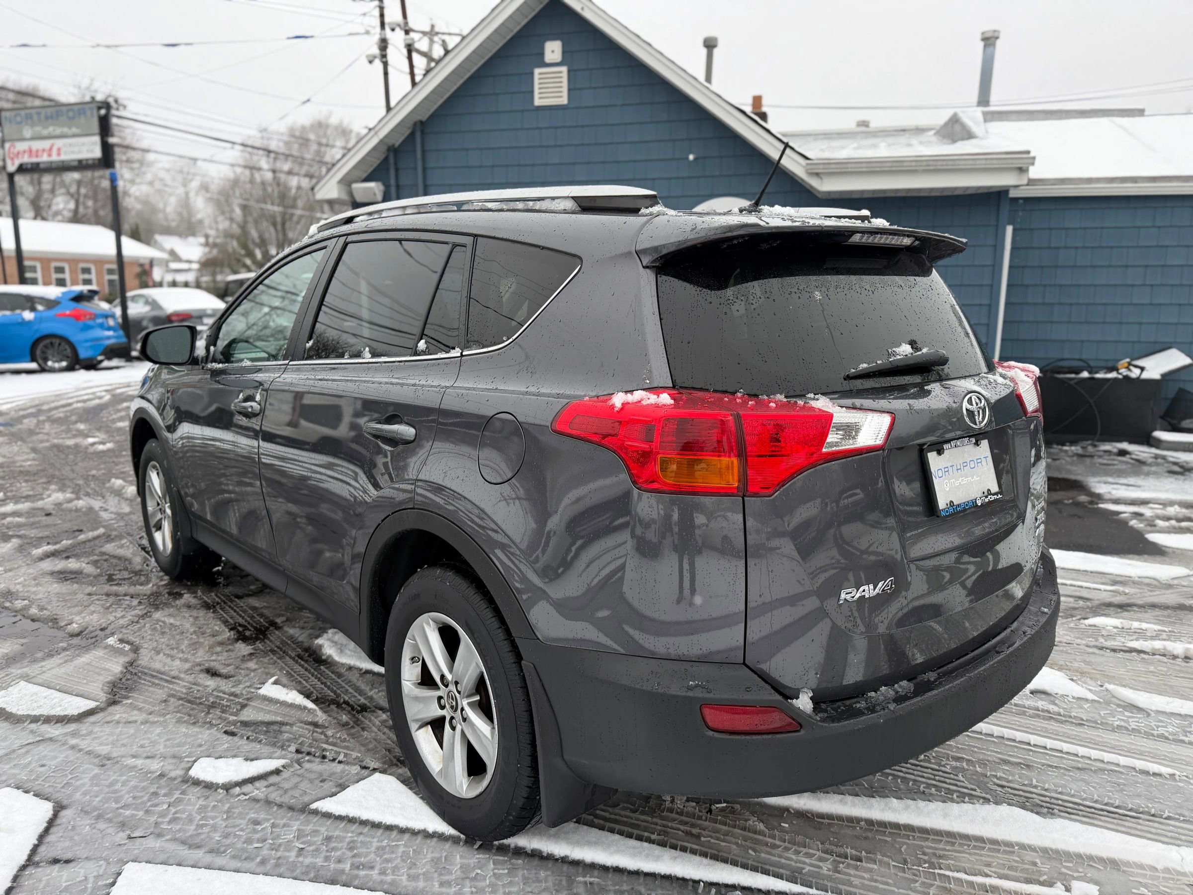 Used 2015 Toyota RAV4 XLE image 8