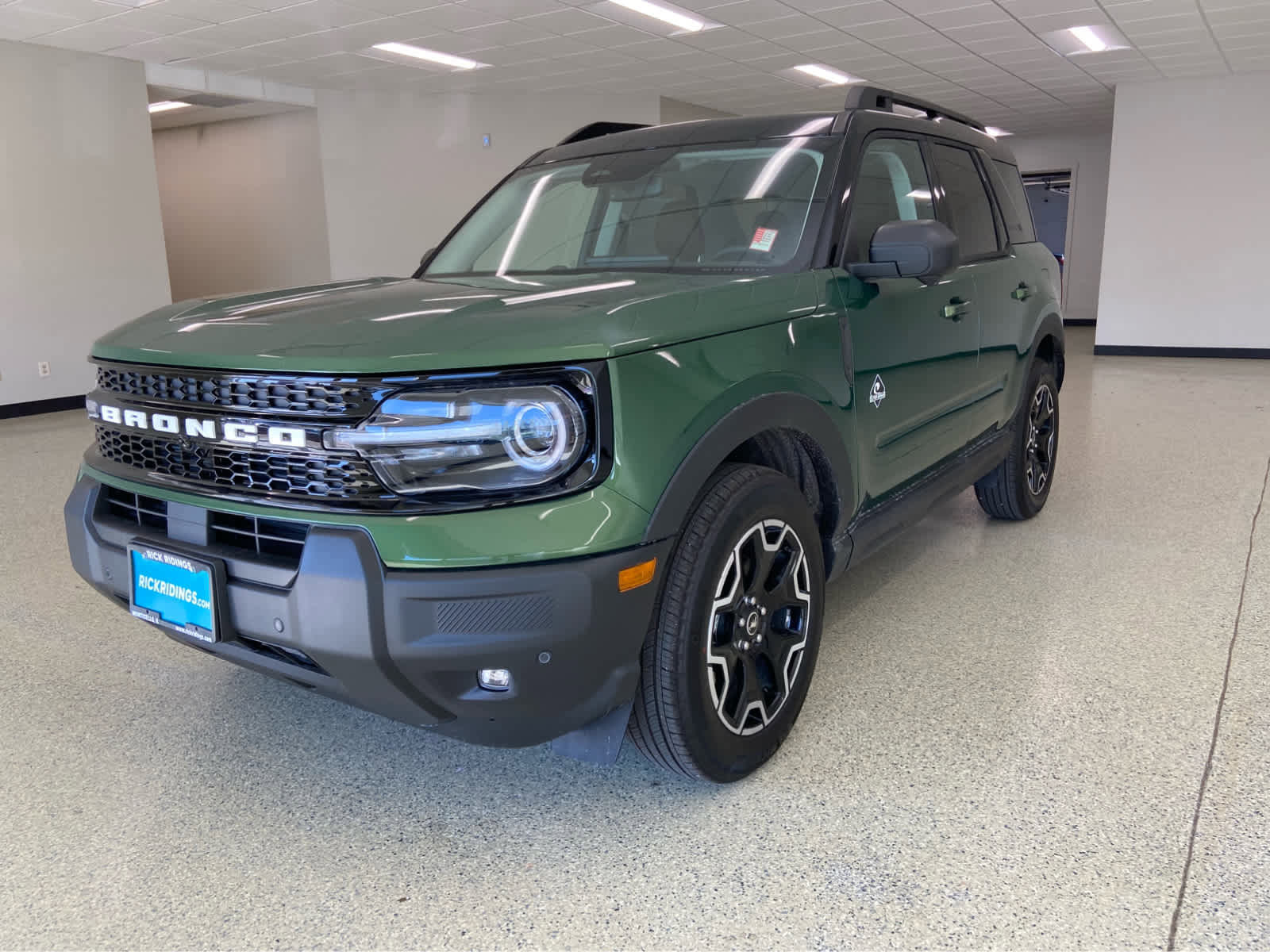 New 2025 Ford Bronco Sport Outer Banks w/ Outer Banks Tech Package+ image 10