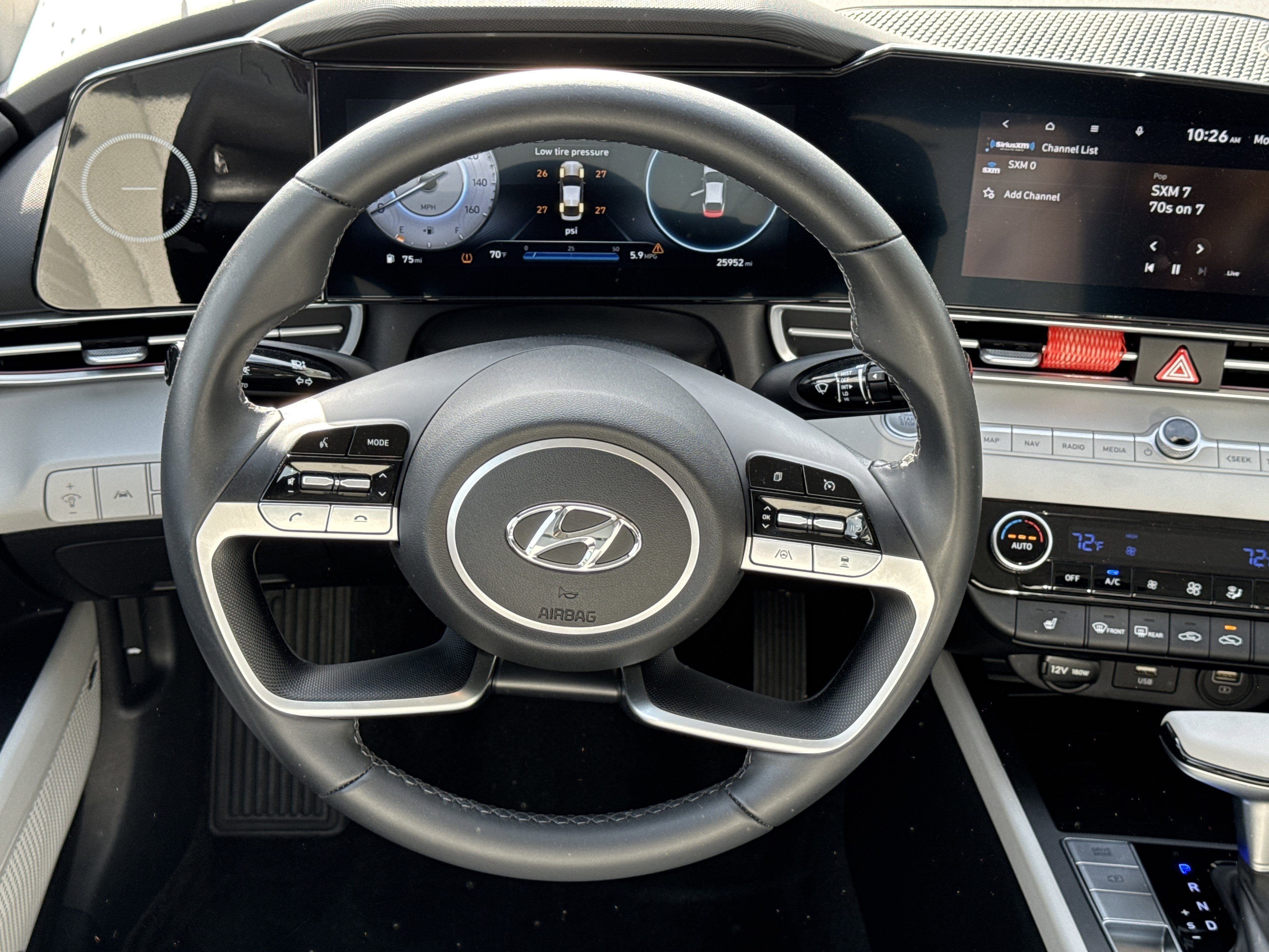 Used 2023 Hyundai Elantra Limited image 24