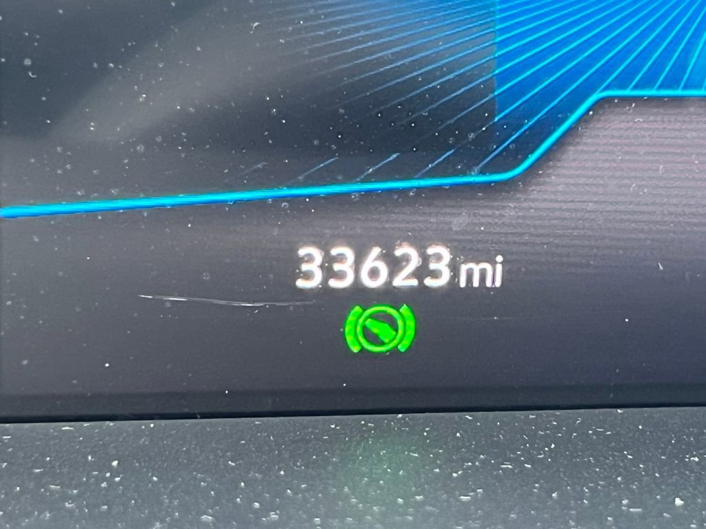 Used 2024 Volkswagen Tiguan Wolfsburg Edition image 20