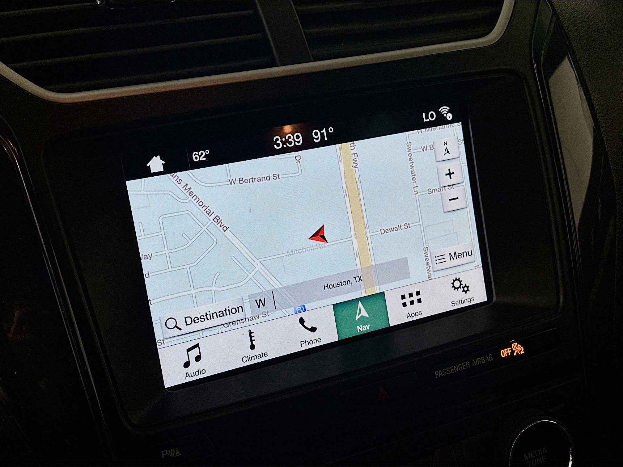 Used 2017 Ford Explorer XLT w/ Equipment Group 202A image 22