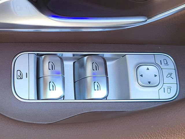 Used 2025 Mercedes-Benz GLS 450 4MATIC image 19