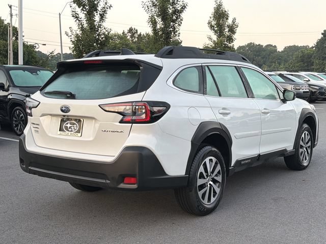 Certified 2025 Subaru Outback AWD/4WD image 5