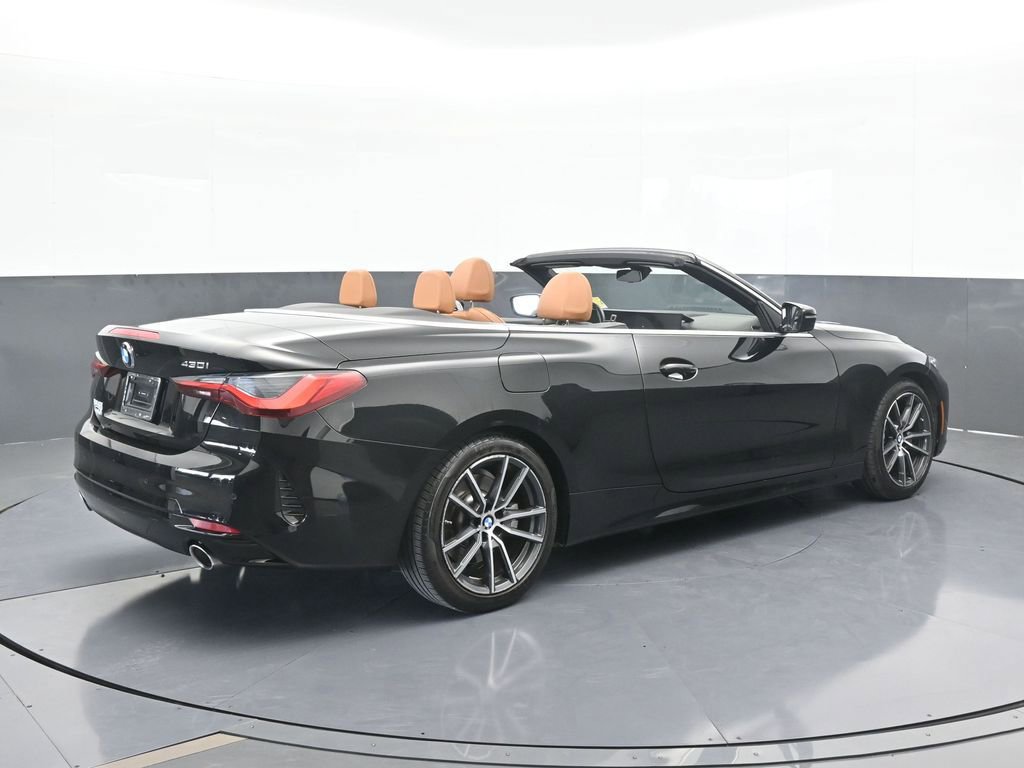 Used 2024 BMW 430i Convertible image 6