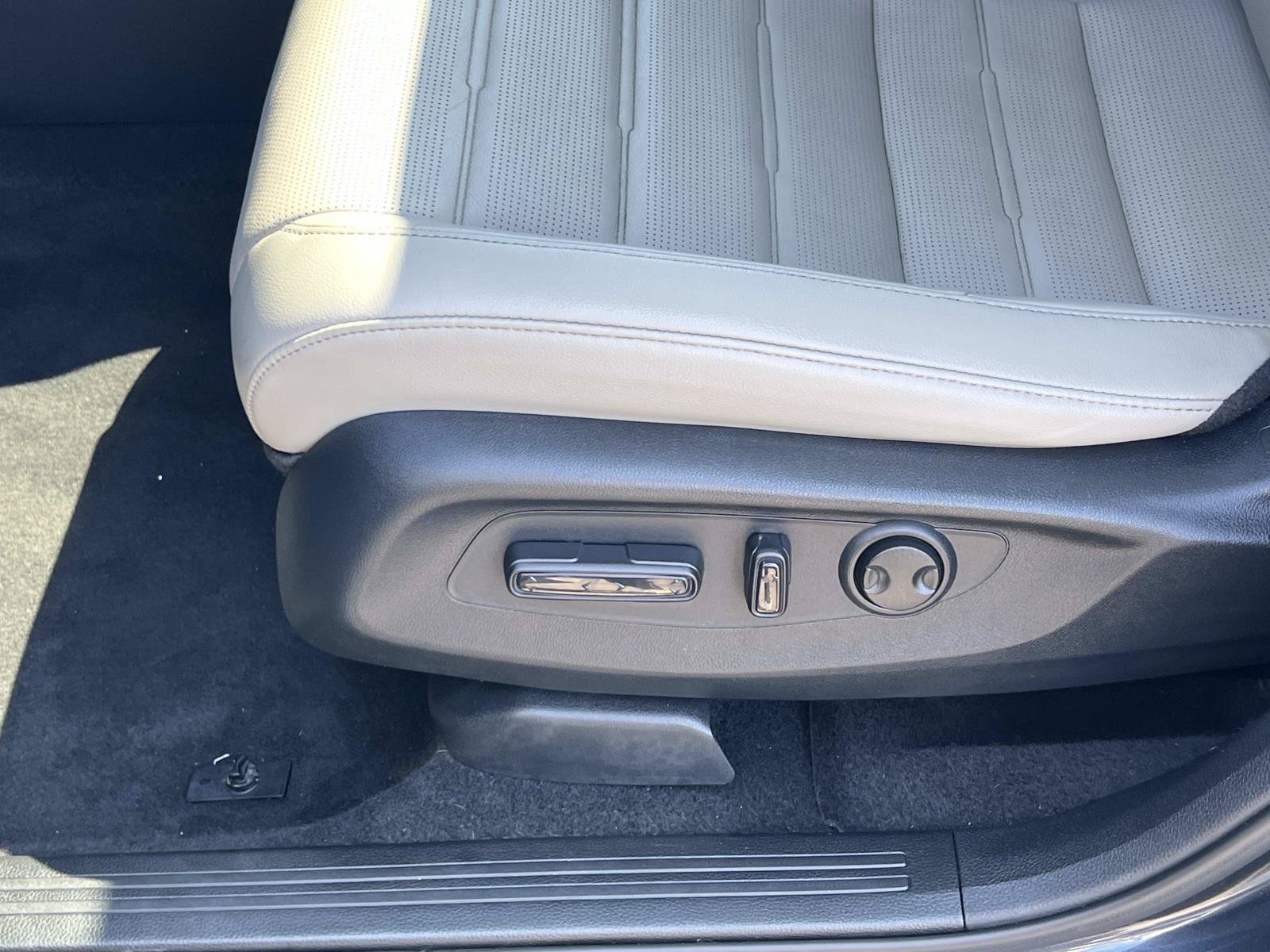 Certified 2023 Honda CR-V EX-L image 18