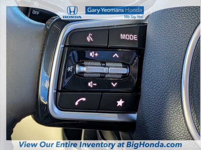 Used 2023 Kia Carnival SX Prestige FWD image 28