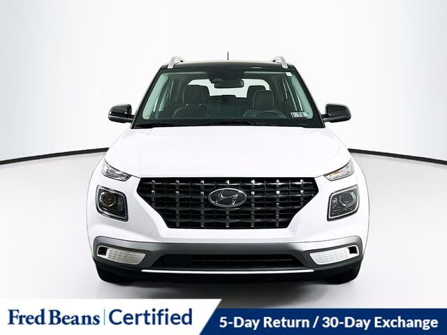 Certified 2024 Hyundai Venue Limited FWD image 2