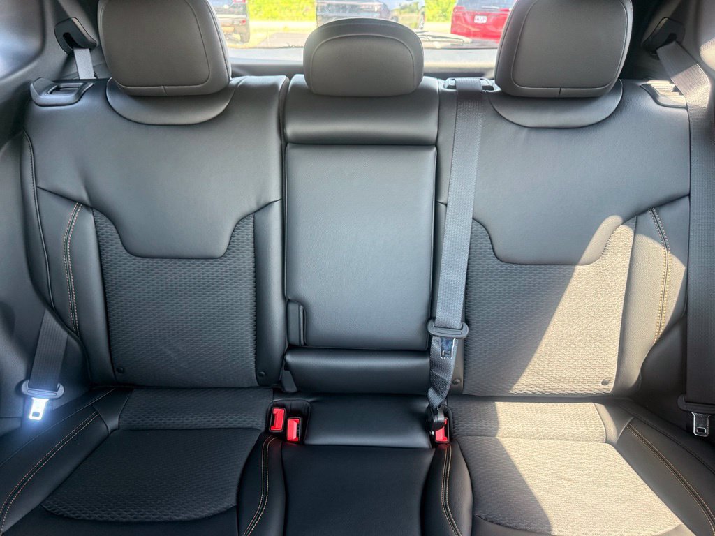 New 2026 Jeep Compass Latitude AWD/4WD image 30