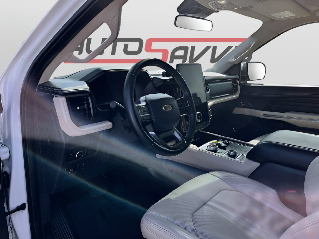 Used 2024 Ford Expedition Max Platinum AWD/4WD image 9
