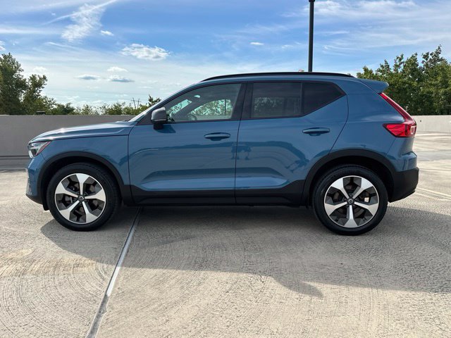 Certified 2023 Volvo XC40 B5 Ultimate w/ Climate Package AWD/4WD image 5