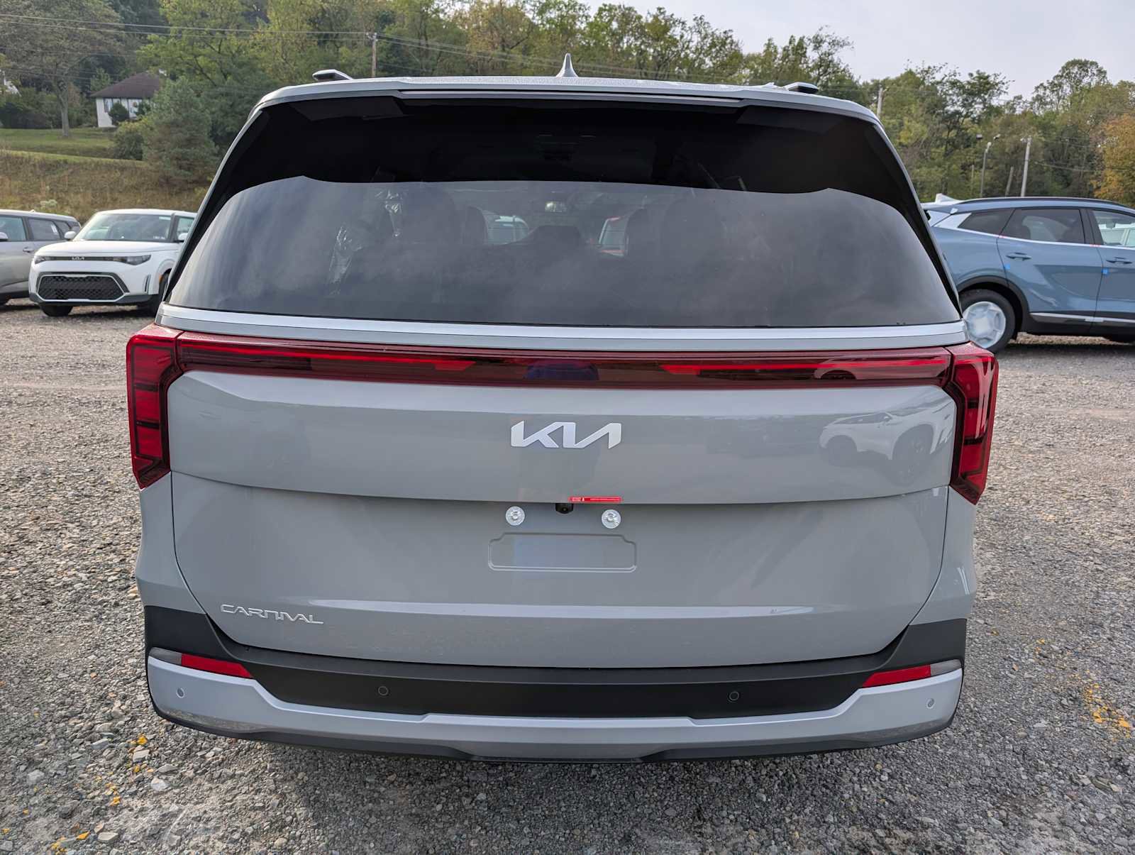 New 2026 Kia Carnival EX image 7