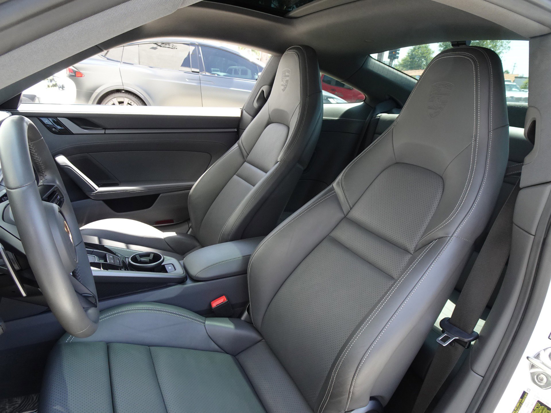 Used 2020 Porsche 911 Carrera RWD image 11