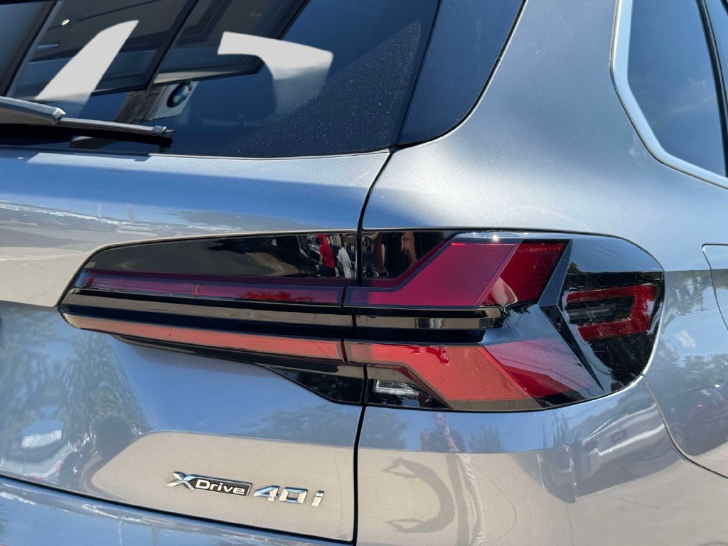 Certified 2024 BMW X5 xDrive40i AWD/4WD image 10
