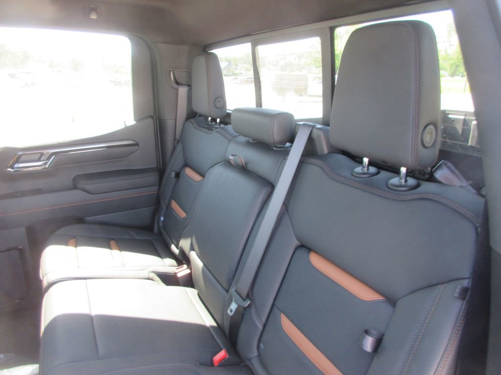 New 2026 GMC Sierra 1500 AT4 AWD/4WD image 16