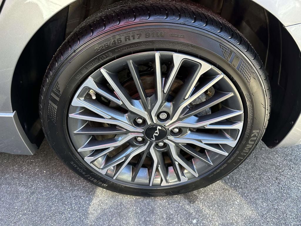 Certified 2024 Kia Forte GT-Line w/ GT-Line Premium Package FWD image 9