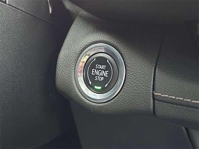 Used 2023 Buick Envision Essence image 13