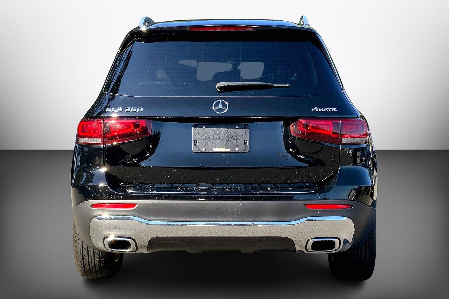 Used 2023 Mercedes-Benz GLB 250 4MATIC image 7