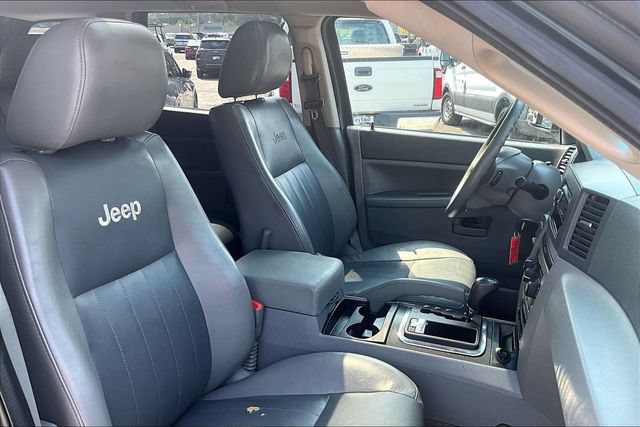 Used 2005 Jeep Grand Cherokee Laredo AWD/4WD image 7