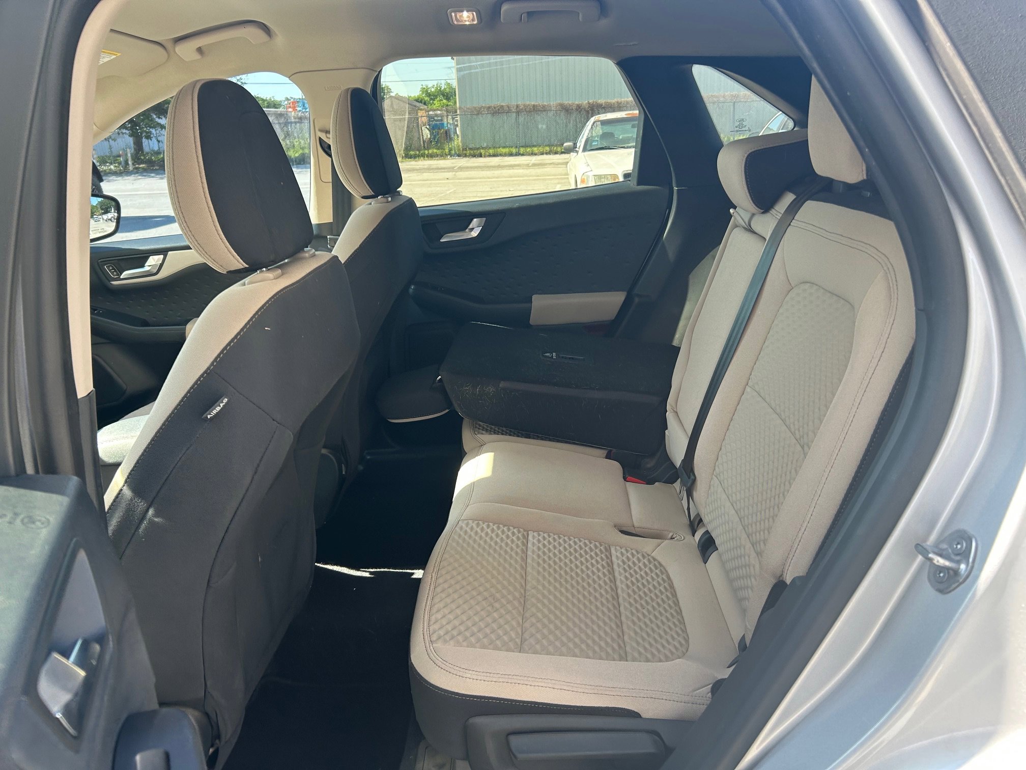 Used 2020 Ford Escape SE FWD image 8