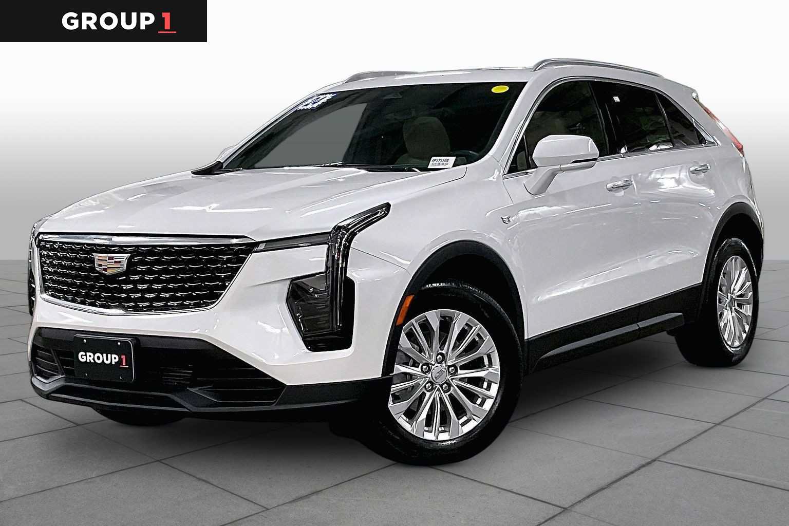 Used 2024 Cadillac XT4 Luxury w/ Cold Weather Package