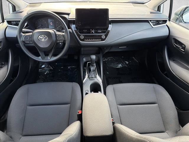 Used 2025 Toyota Corolla LE image 24
