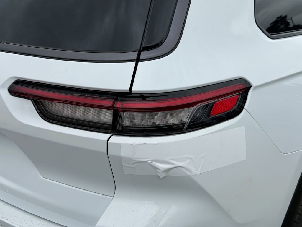New 2026 Jeep Grand Cherokee L 4WD image 6