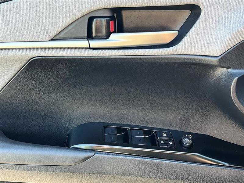 Used 2026 Toyota Camry LE FWD image 12
