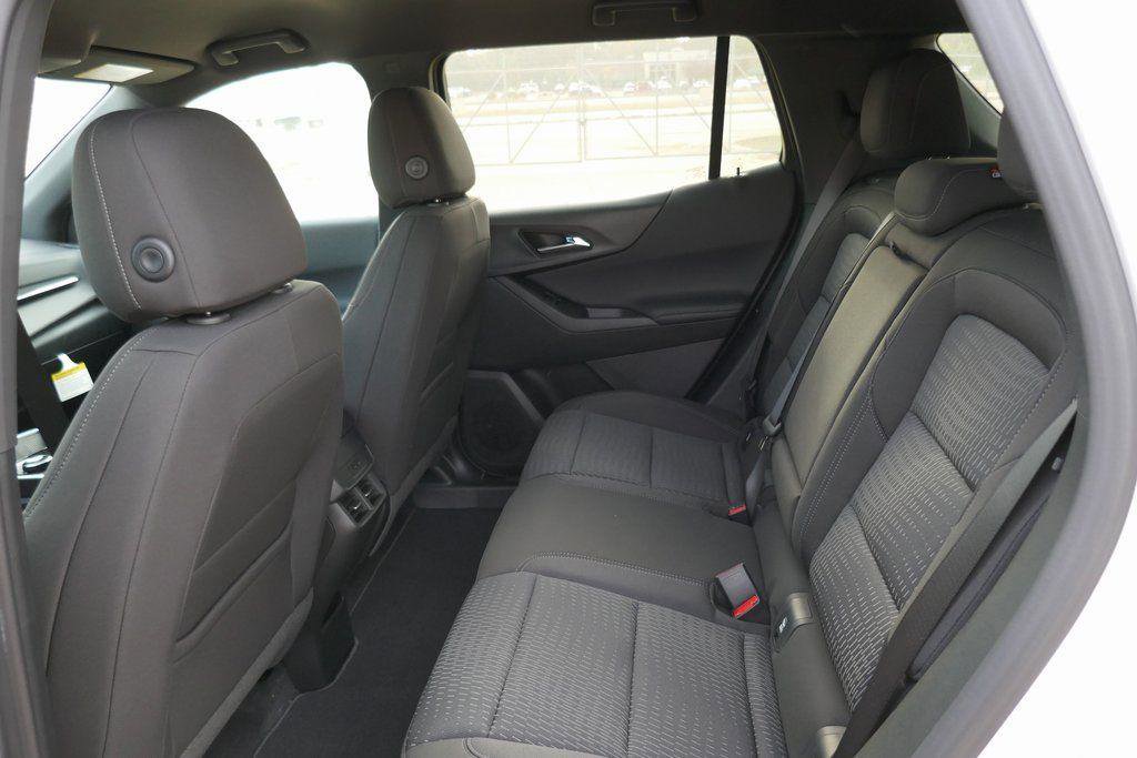 New 2026 Chevrolet Equinox LT w/ Midnight Edition image 11