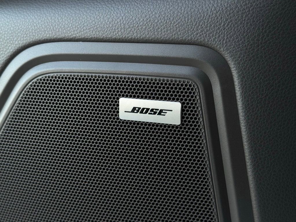 New 2026 Porsche Macan image 30