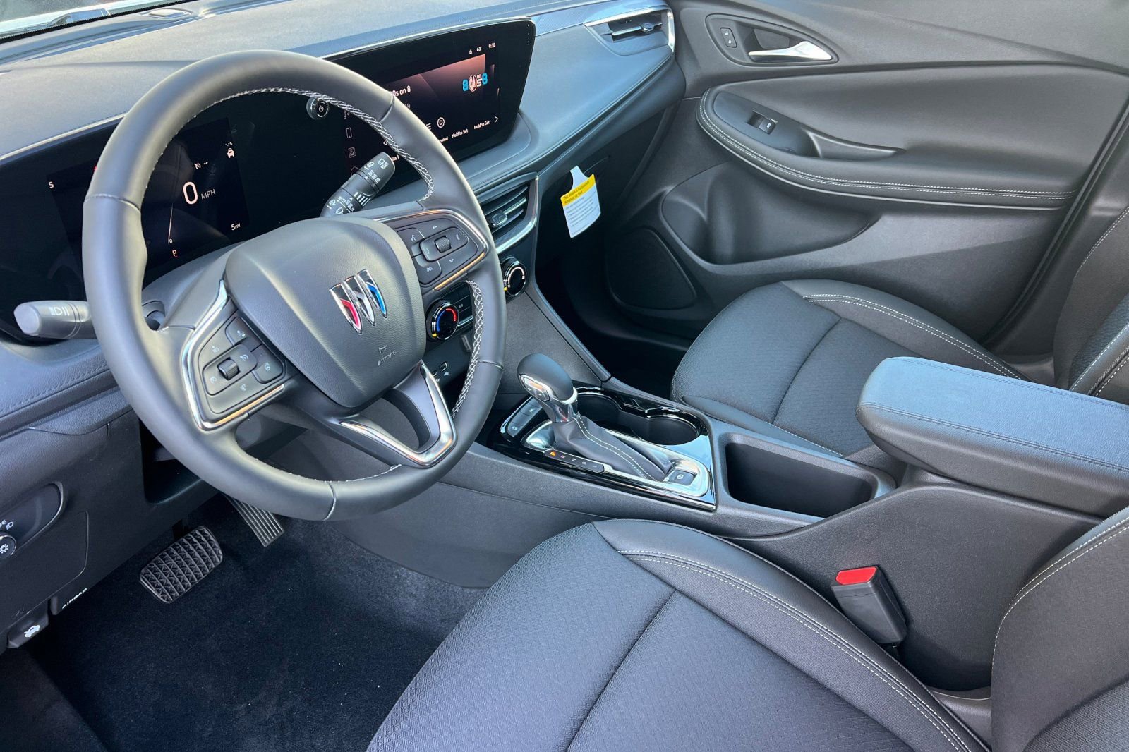 New 2026 Buick Encore GX Preferred w/ Comfort Package FWD image 8