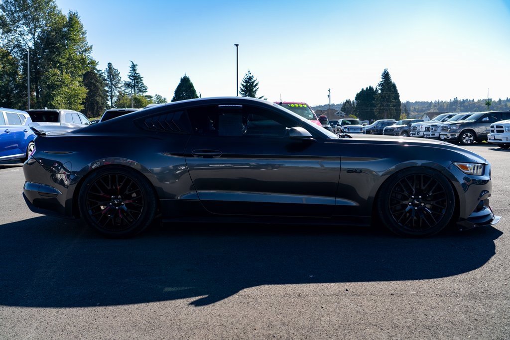 Used 2017 Ford Mustang GT Premium w/ GT Performance Package image 13