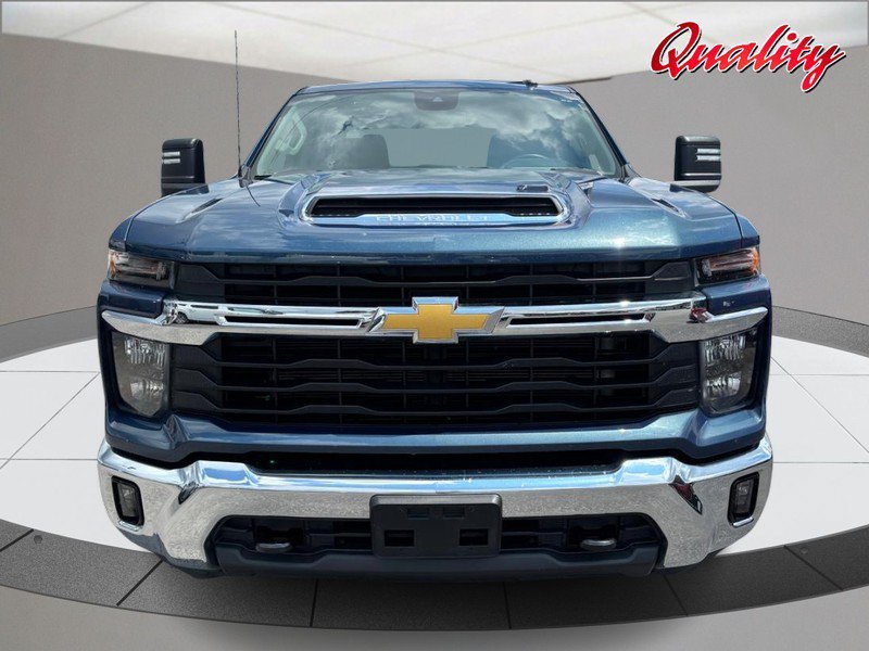 Used 2025 Chevrolet Silverado 2500 LT w/ Convenience Package AWD/4WD image 10