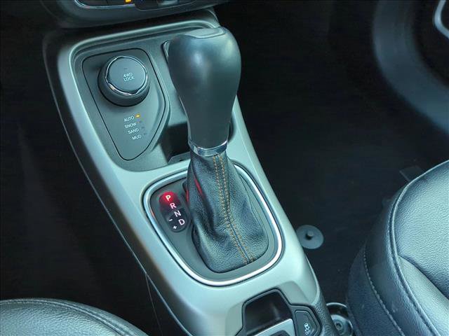 Used 2018 Jeep Compass Latitude w/ Popular Equipment Group image 12