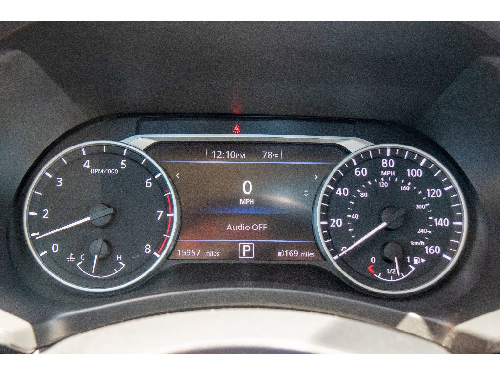 Used 2023 Nissan Sentra SR w/ SR Premium Package FWD image 22
