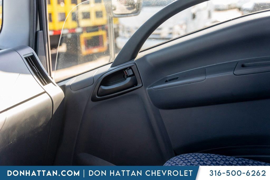 New 2025 Chevrolet Low Cab Forward image 18