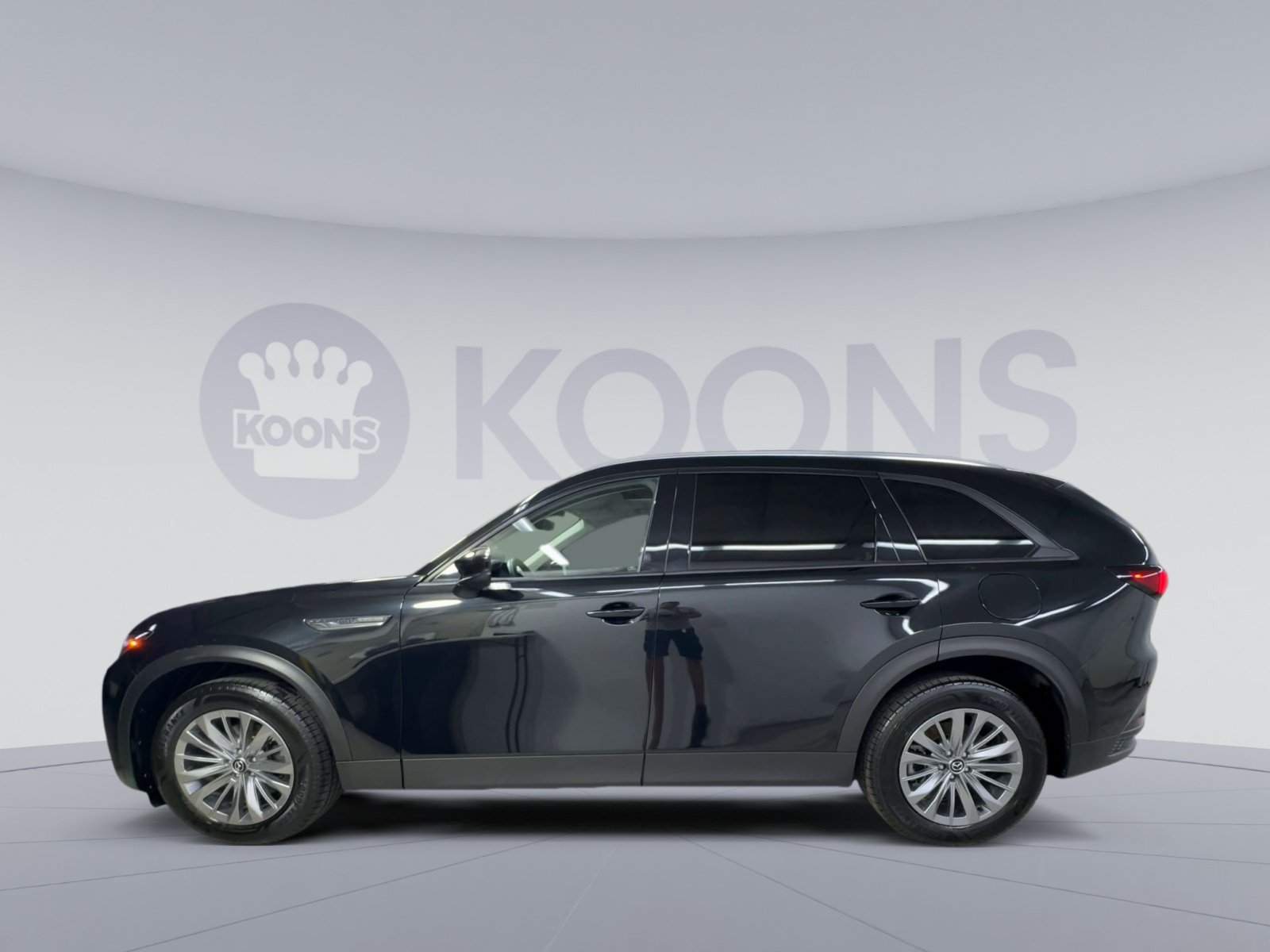 Used 2024 MAZDA CX-90 Plug-In Hybrid w/ Preferred AWD/4WD image 7