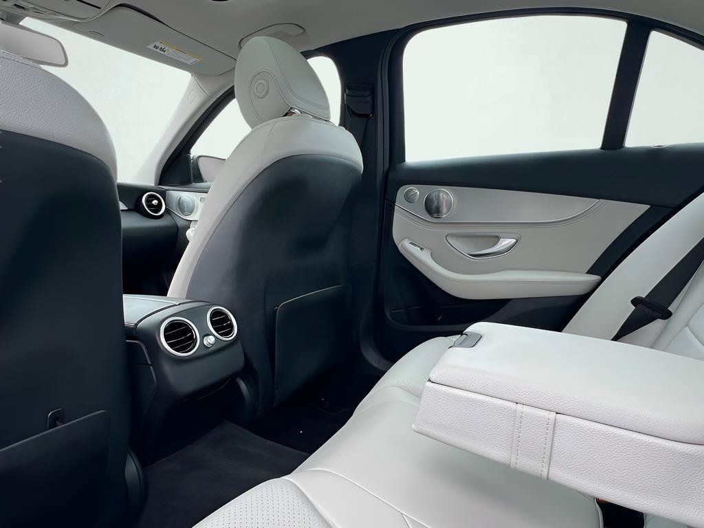 Used 2015 Mercedes-Benz C 300 4MATIC Sedan image 19