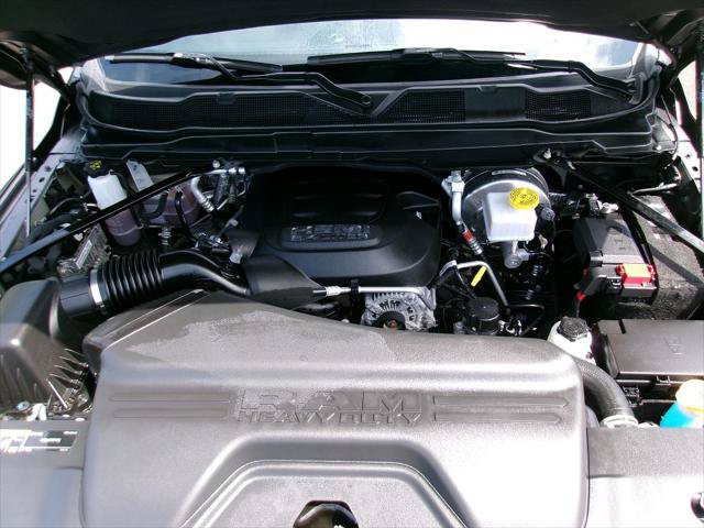 Certified 2025 RAM 2500 Big Horn AWD/4WD image 18