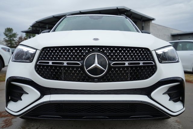 Certified 2025 Mercedes-Benz GLE 450e 4MATIC image 11