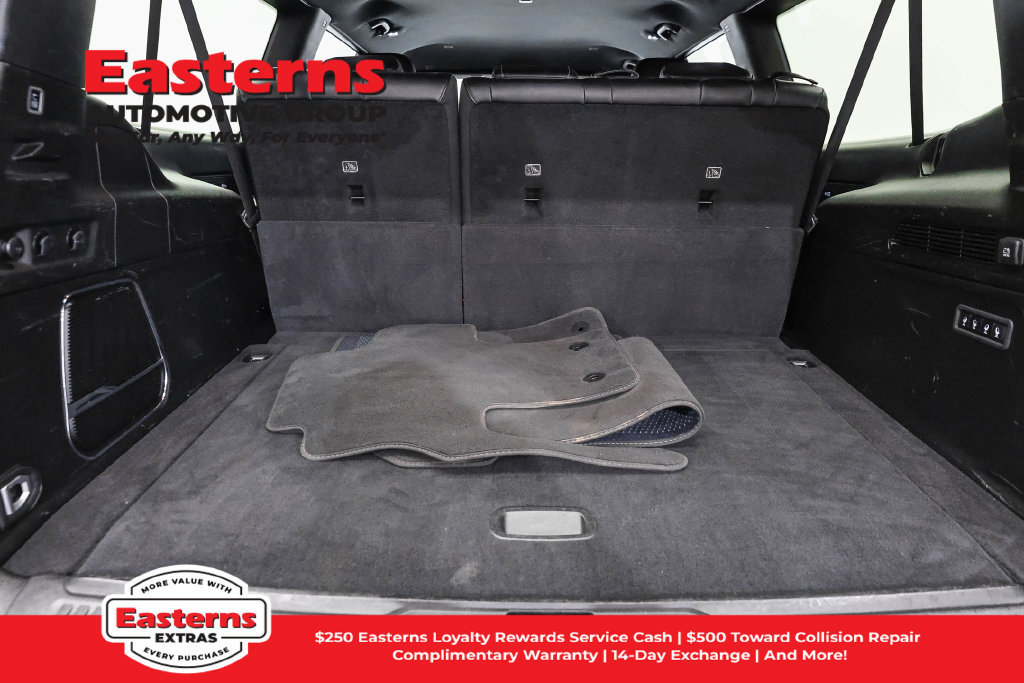 Used 2024 Jeep Wagoneer L Series II RWD image 10