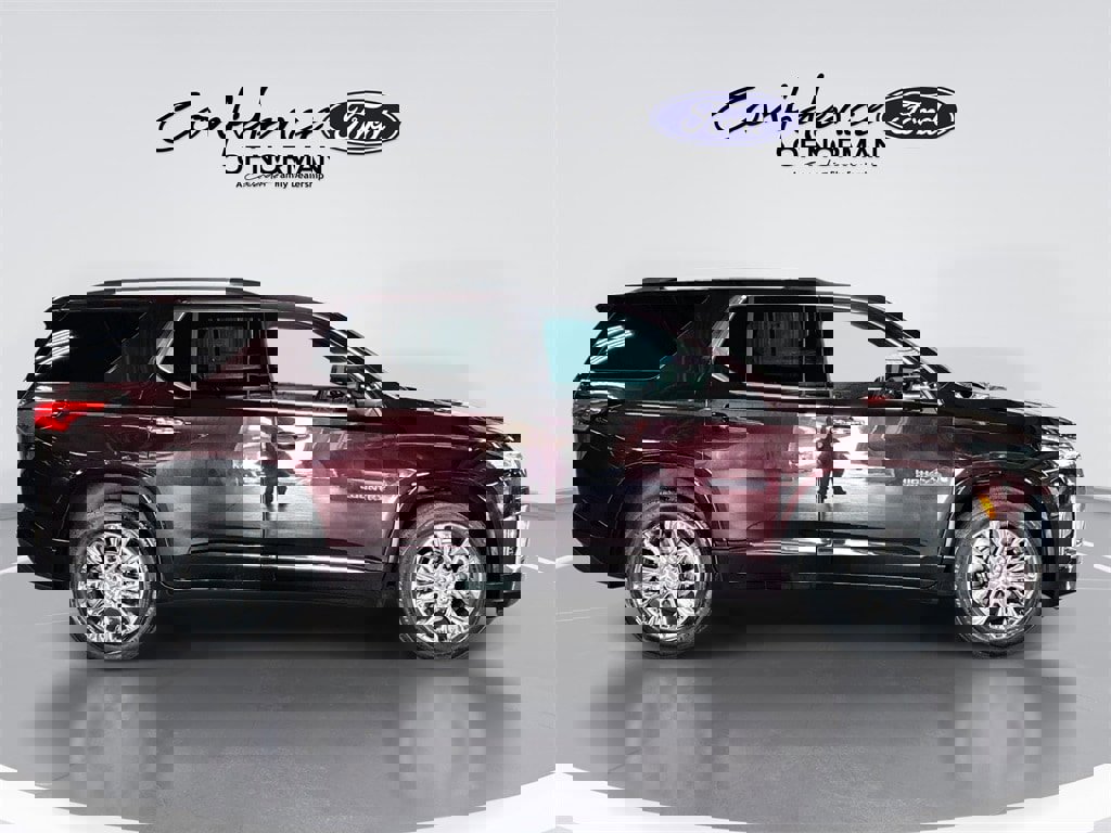 Used 2023 Chevrolet Traverse High Country w/ LPO, Floor Liner Package image 10